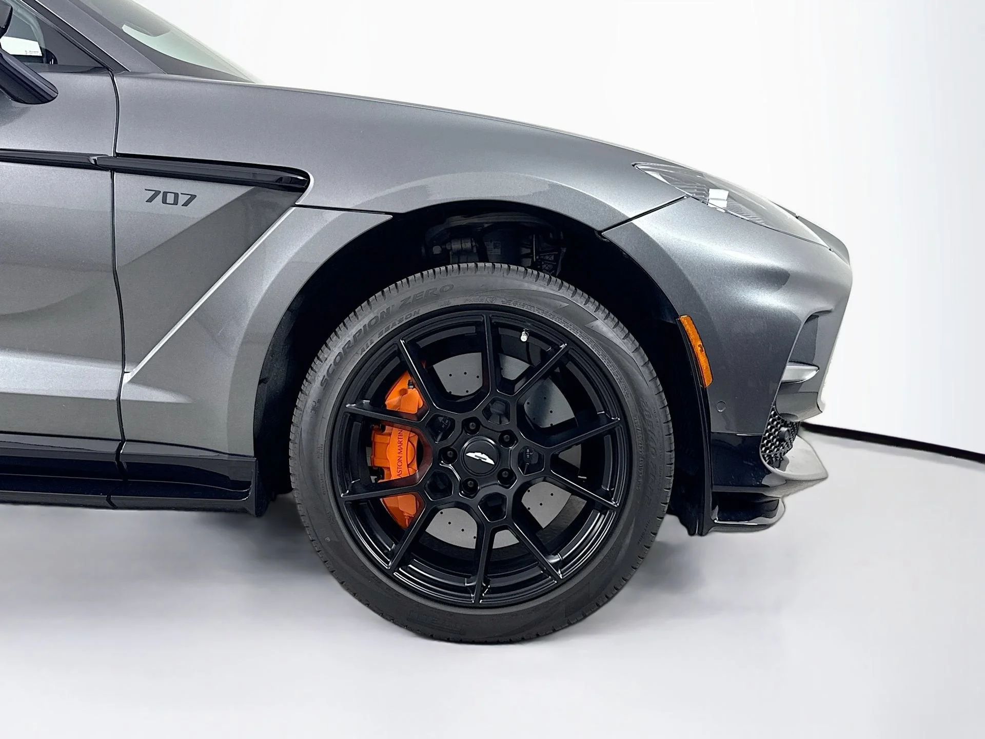 Used 2023 Magnetic Silver Aston Martin 707 image 28