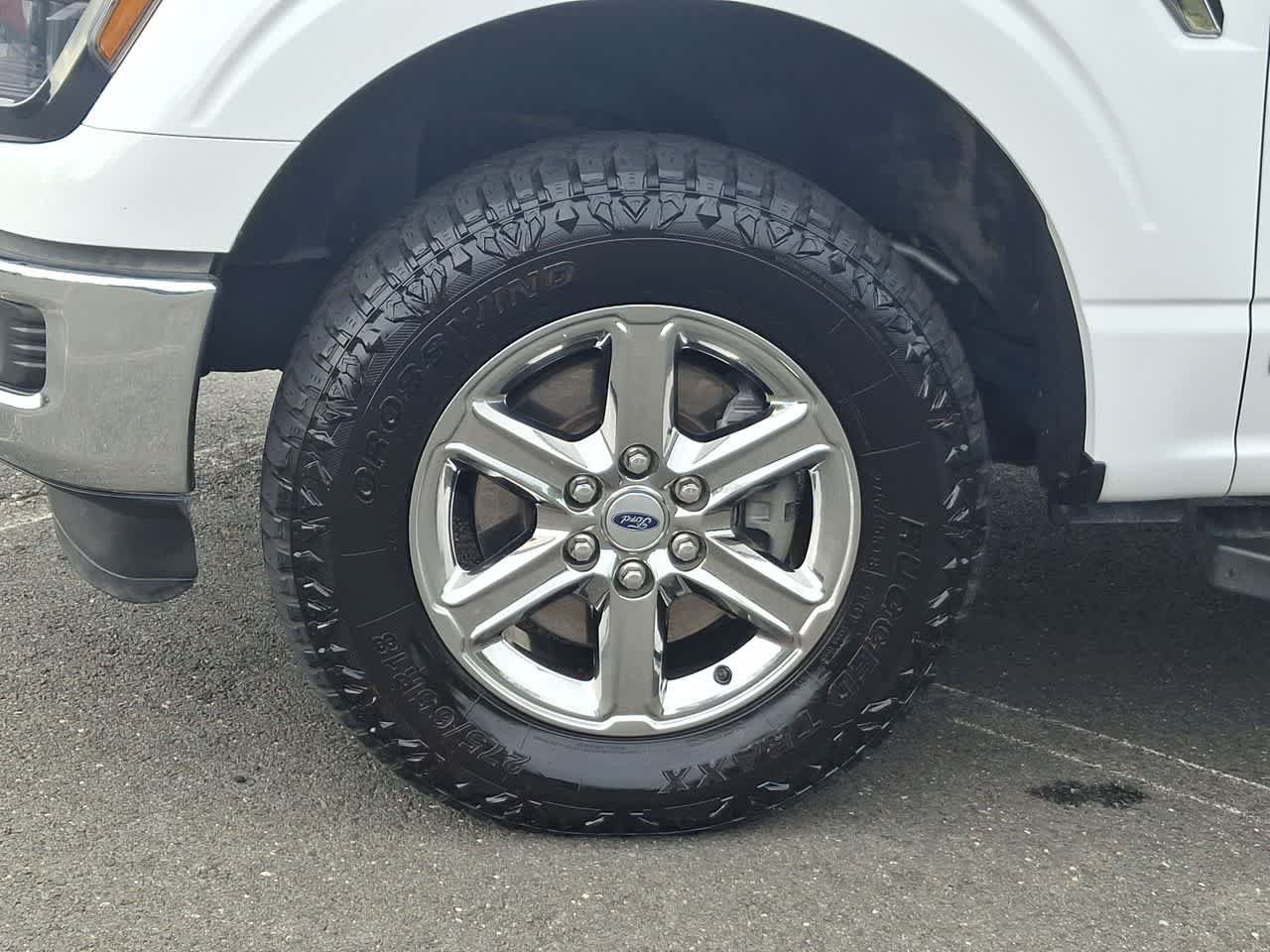 Certified Used 2024 Oxford White Clearcoat Ford XLT image 29