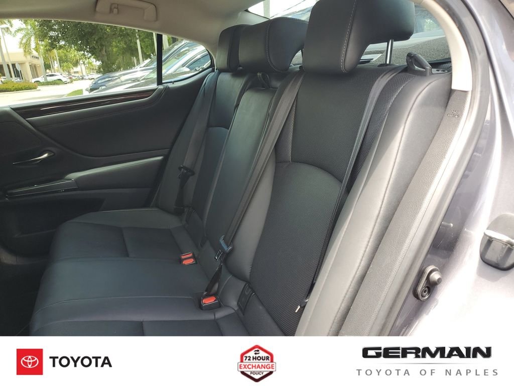 Used 2020 Gray Lexus 300h image 21
