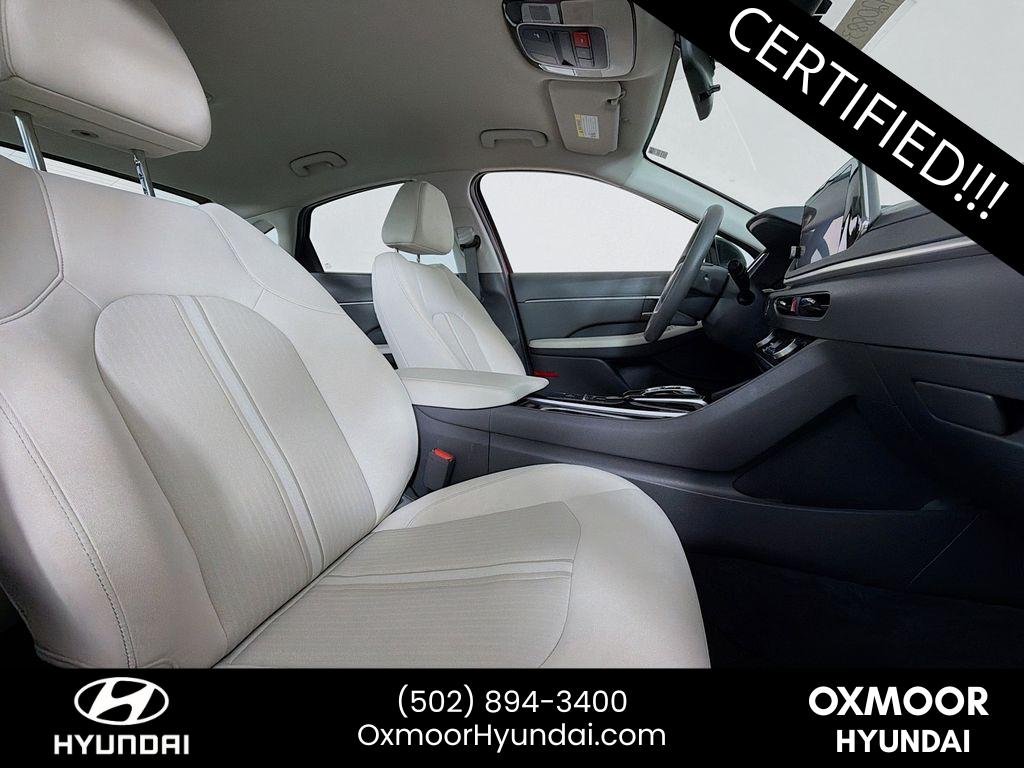 Used 2023 Ultimate Red Hyundai SEL image 27