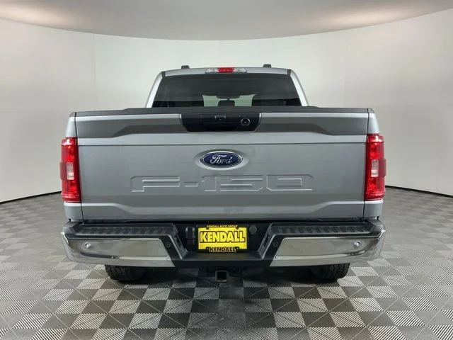Used 2023  Ford XLT image 7