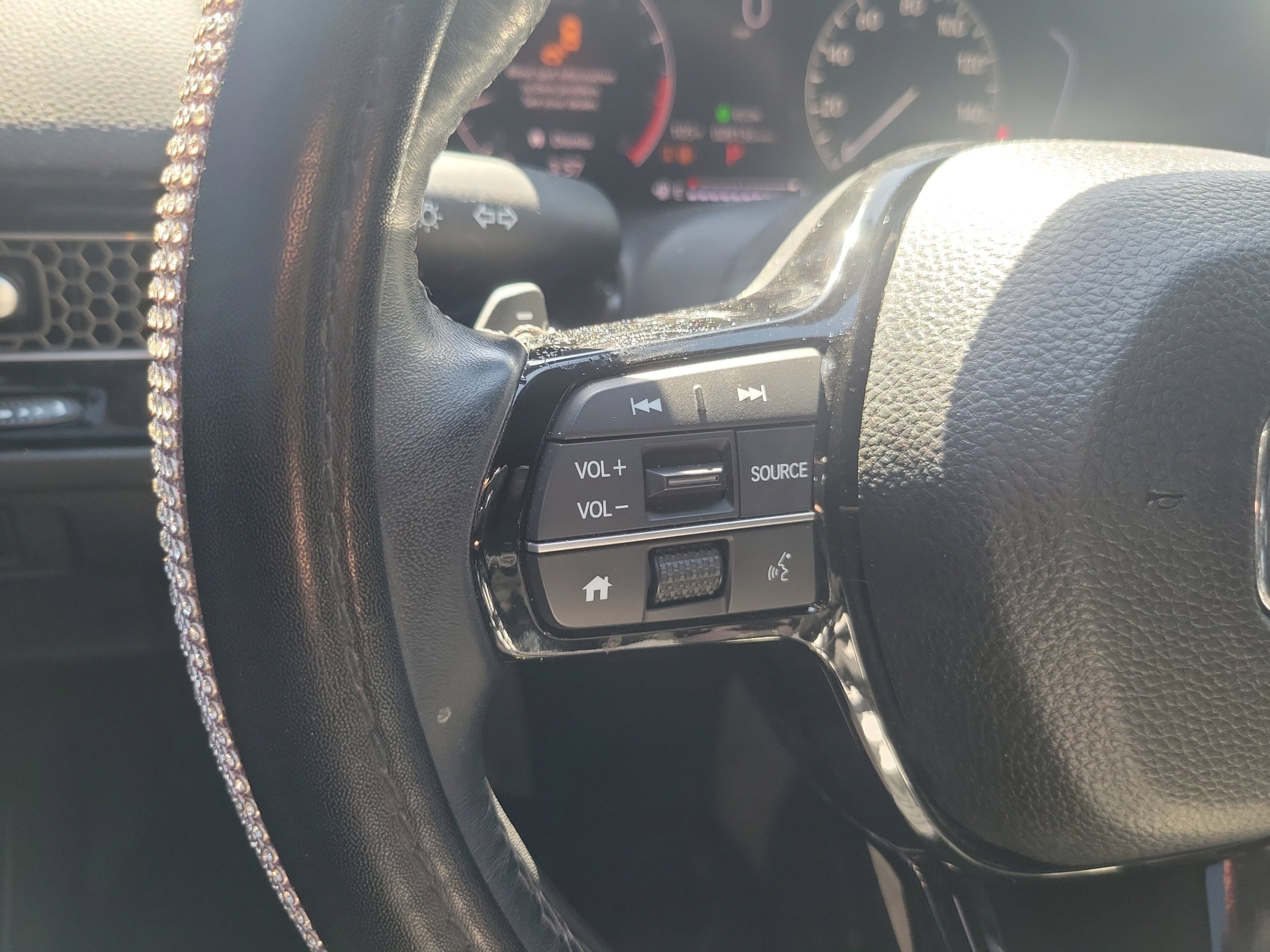 Used 2025 Platinum White Honda Sport image 27