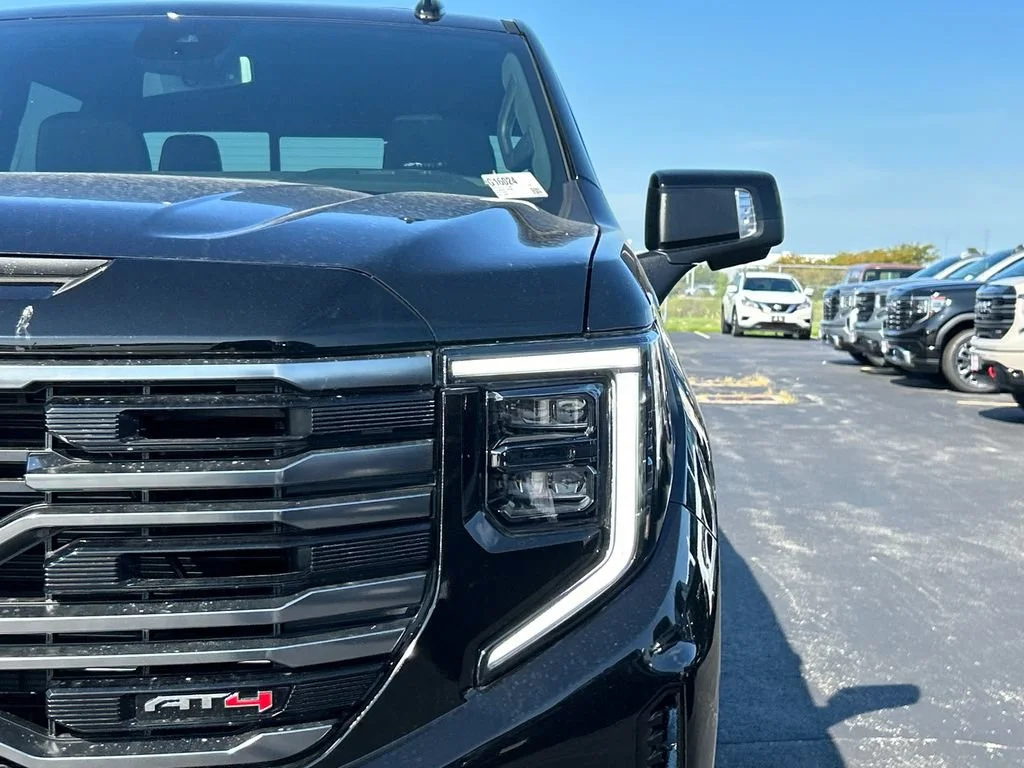 2026 GMC Sierra 1500 AT4 - Photo 11