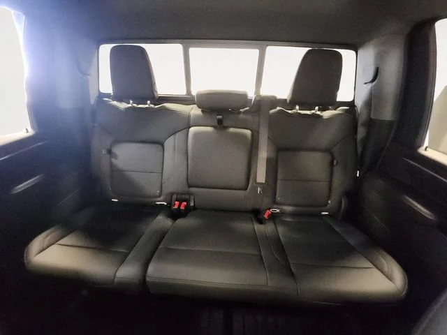 2026 GMC Sierra 2500HD SLT - Photo 13