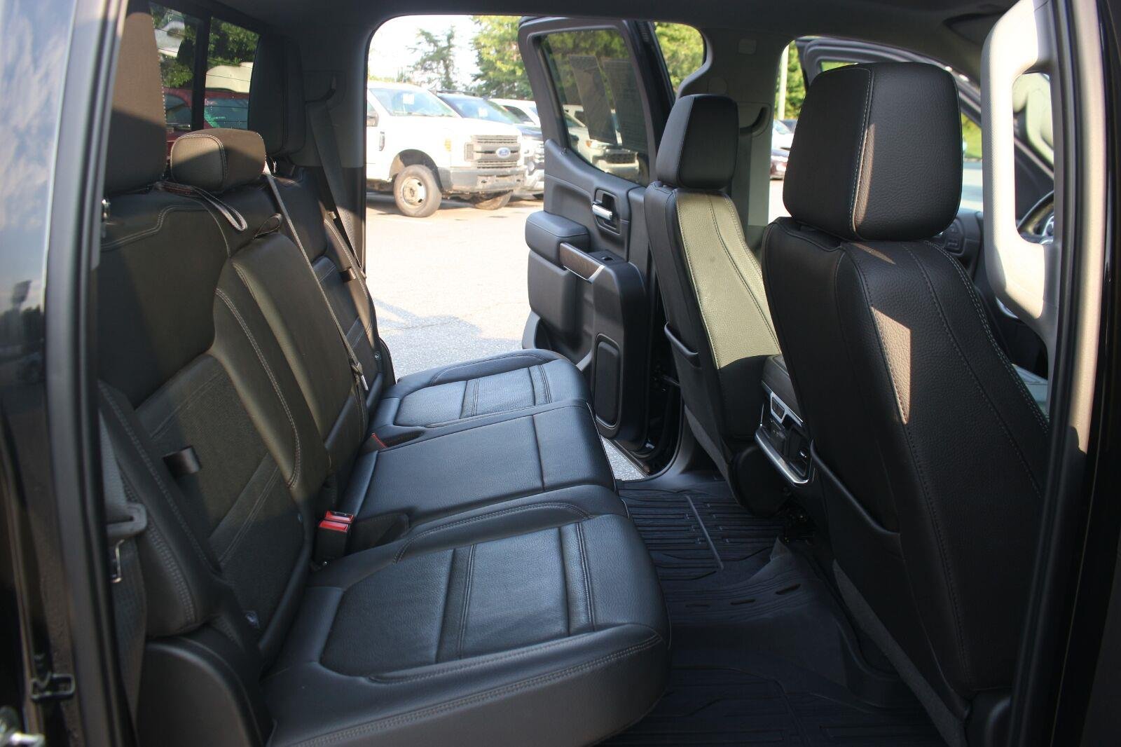 Used 2019 ONYX BLACK GMC Denali image 37