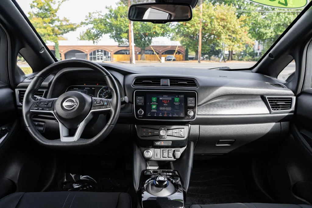 Used 2025 Gray Nissan SV Plus image 9