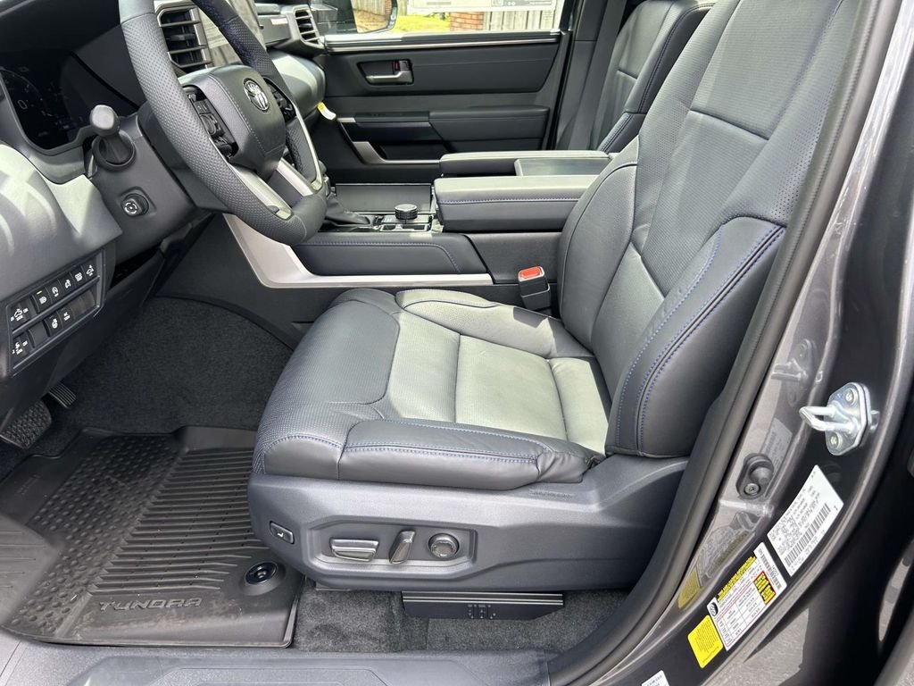 New 2026 Magnetic Gray Metallic Toyota Platinum image 17