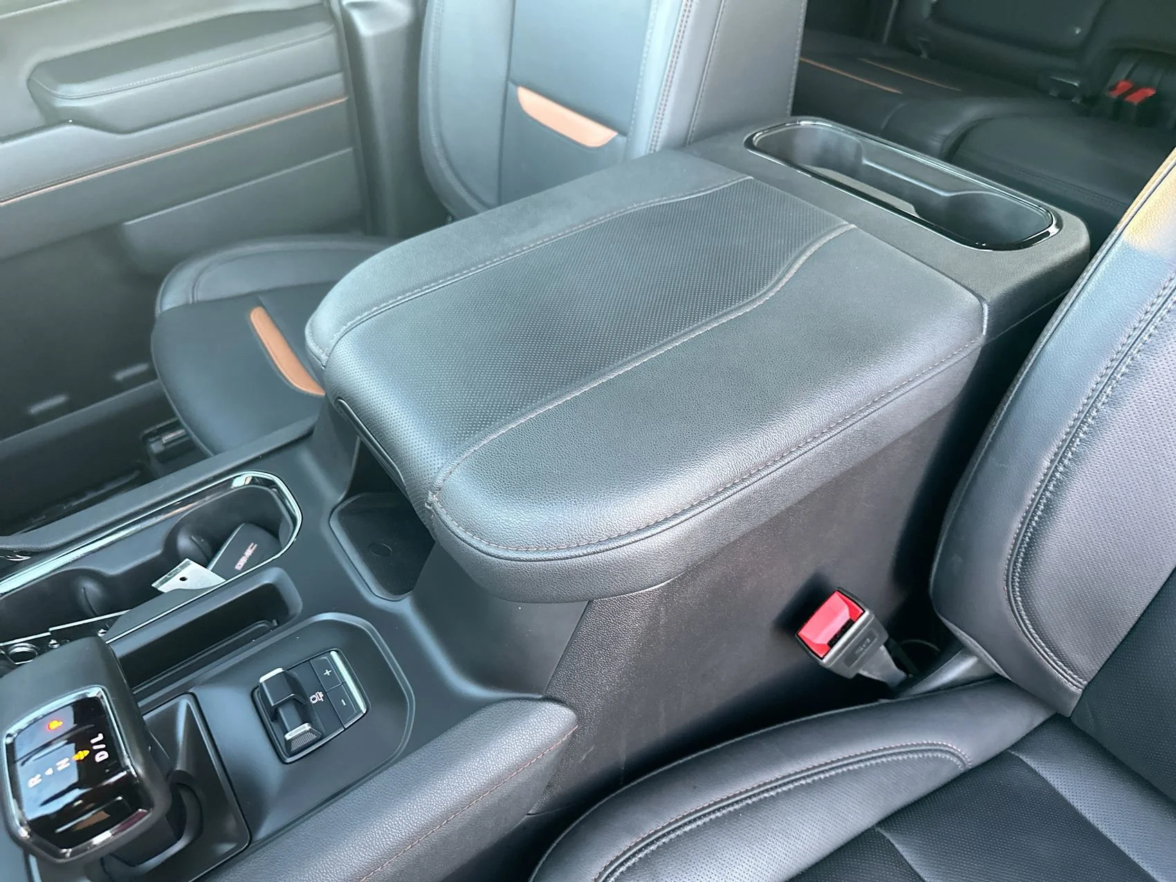 2024 GMC Sierra 1500 AT4 - Photo 20