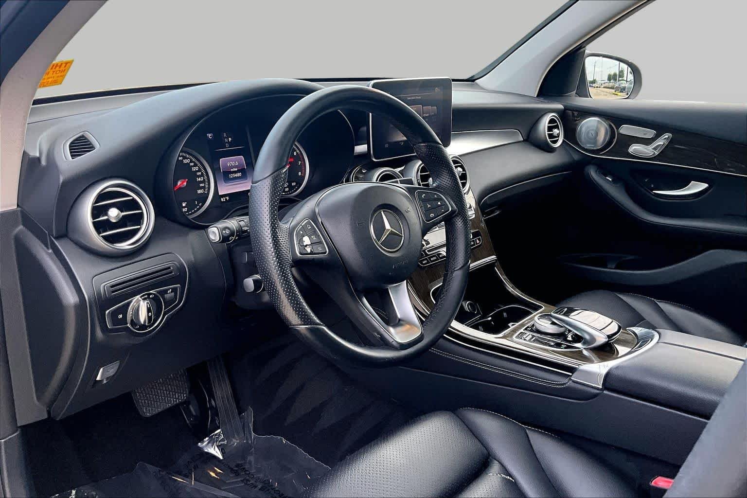 Used 2016 Black Mercedes-Benz GLC 300 image 16