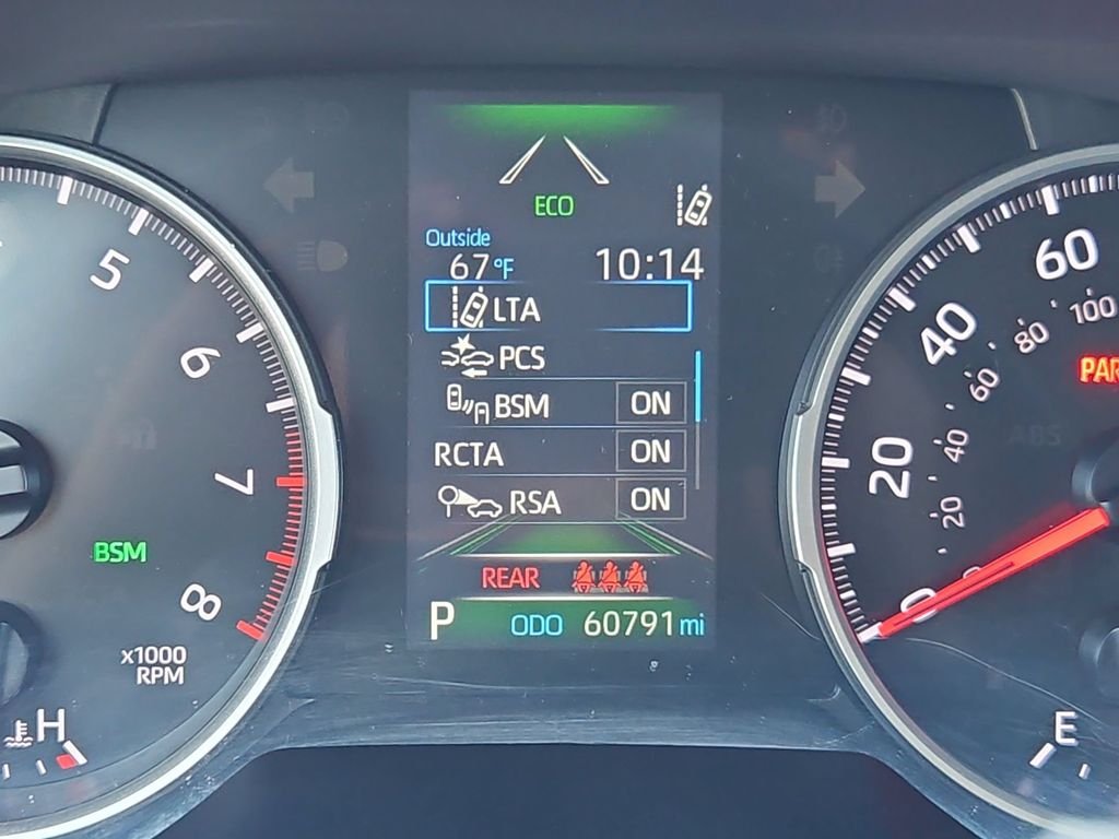 Used 2022 Silver Sky Metallic Toyota XLE image 16