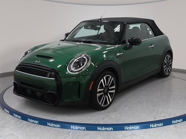 2024 MINI Convertible Cooper S's photo