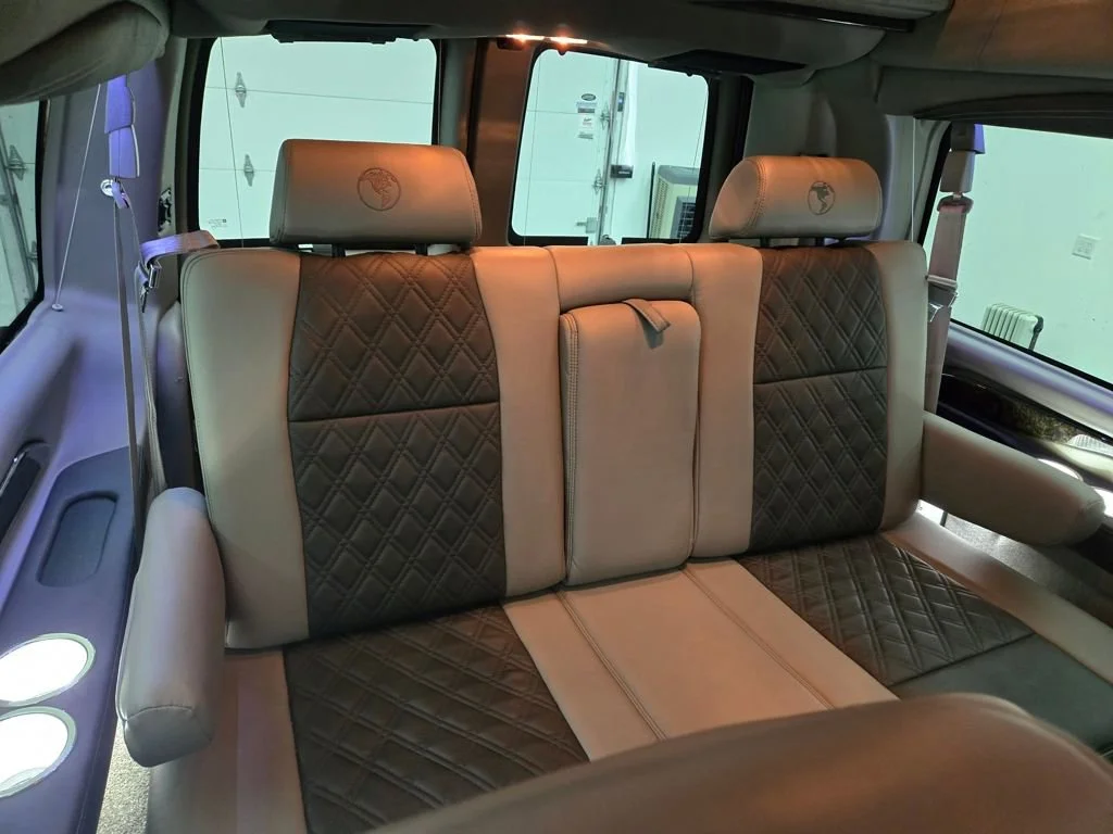 2023 GMC Savana Cargo Work Van - Photo 39