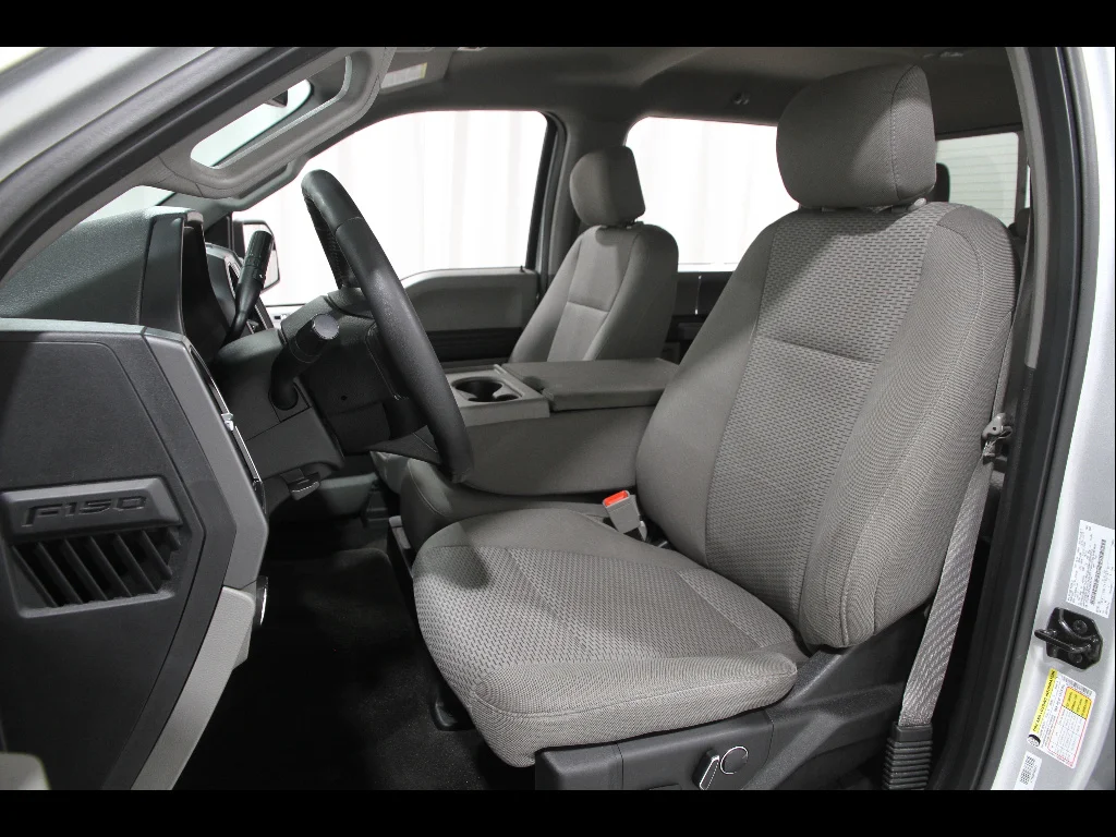 Used 2018 Ingot Silver Ford XLT image 6