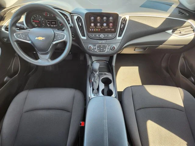 Used 2024 Summit White Chevrolet LT image 28