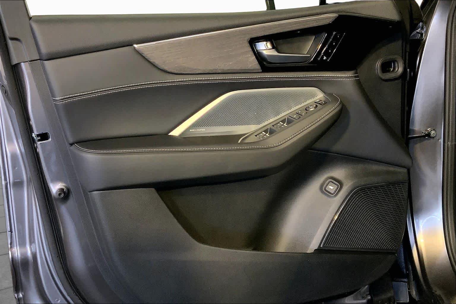 New 2026 Liquid Carbon Metallic Acura With Advance Package image 12
