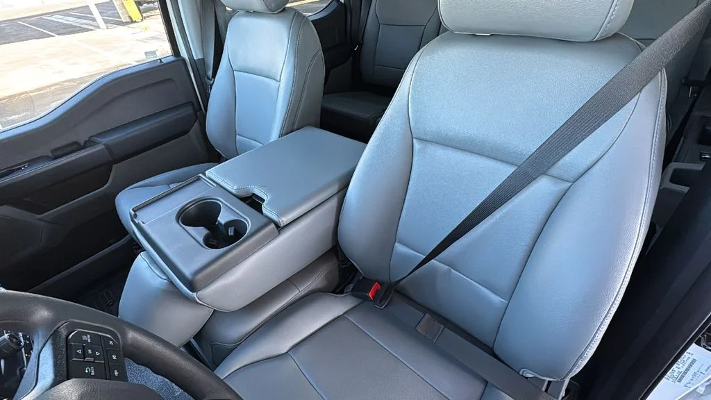 New 2026 Oxford White Ford F-450® XL image 16