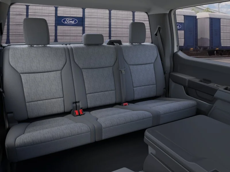 New 2026 Oxford White Ford XL image 11