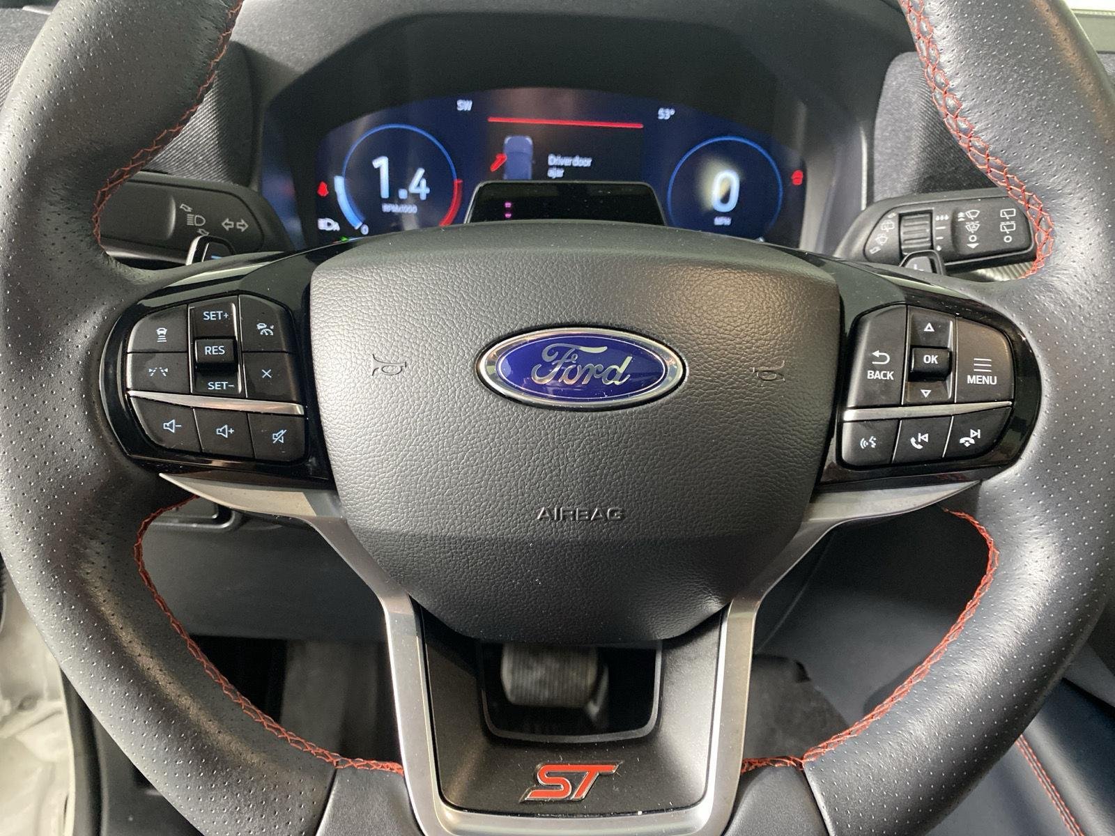 Used 2025 Star White Metallic Tri-Coat Ford ST image 17