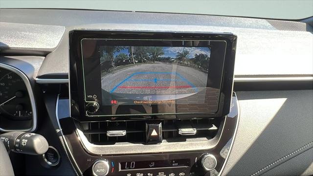 Certified Used 2025 CLASSIC SILVER METALLIC Toyota  image 15