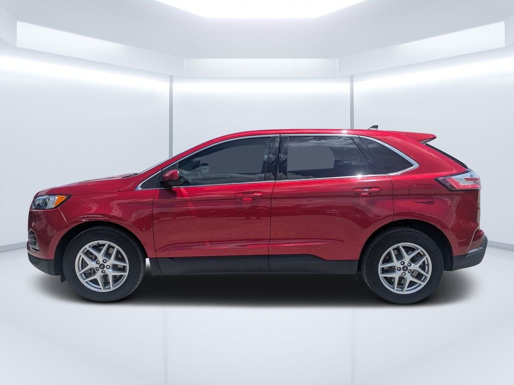 Used 2024 Red Ford SEL image 6