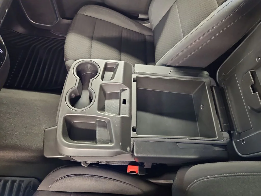 Used 2023 White GMC Elevation image 25