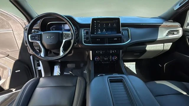 Used 2023 Summit White Chevrolet Z71 image 17