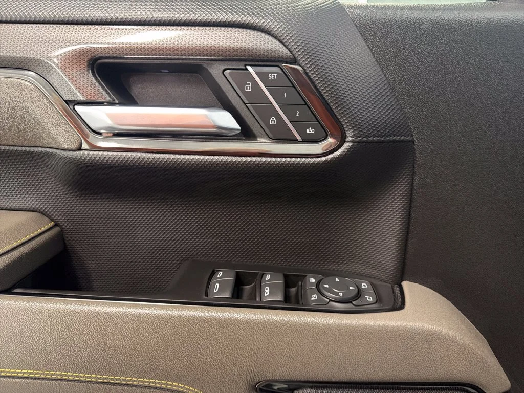 Used 2024 Gray Chevrolet ZR2 image 12