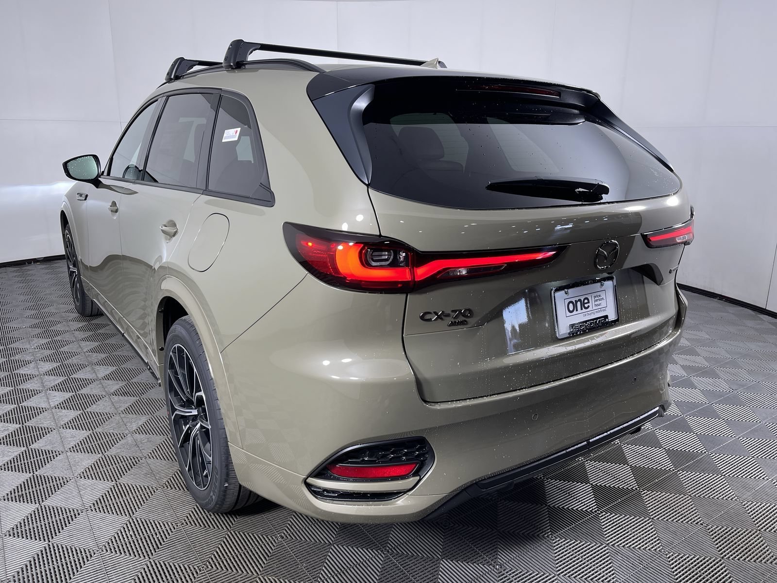 New 2026 Zircon Sand Metallic Mazda 3.3 Turbo S Premium image 25