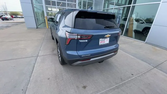 Used 2025 Blue Chevrolet LT image 8