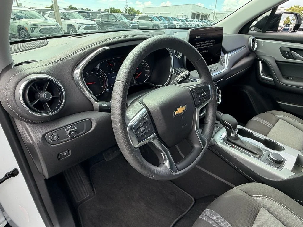 Certified Used 2023 SUMMIT WHITE Chevrolet LT image 10