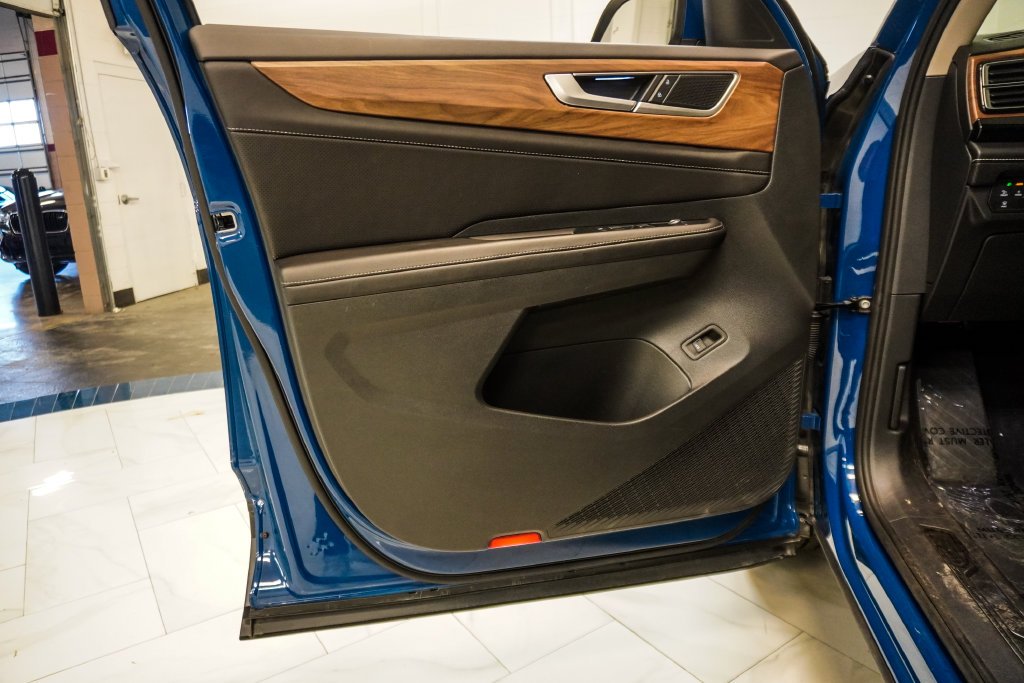 Used 2026 Blue Volkswagen SE w/Technology image 18
