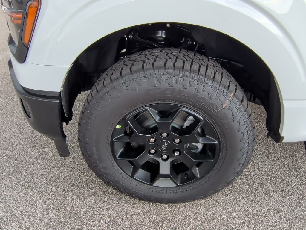 New 2026 Oxford White Ford STX® image 41