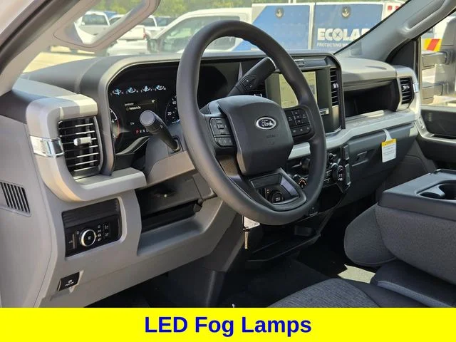 New 2026 Oxford White Ford F-250® XL image 28