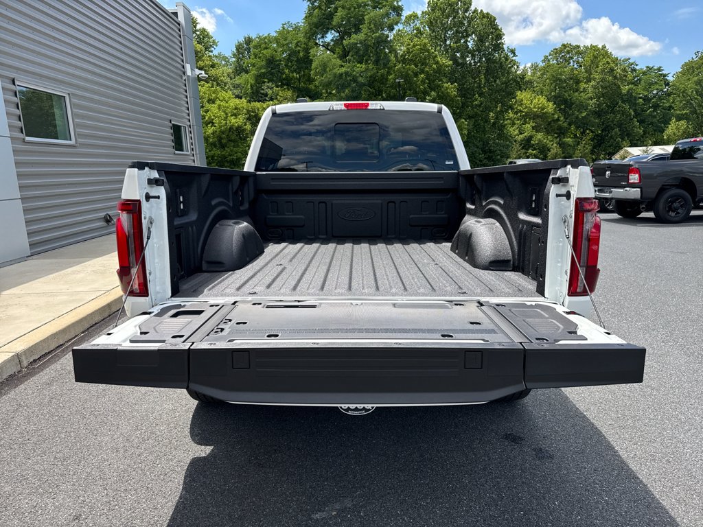 New 2026 Star White Metallic Ford Lariat image 7