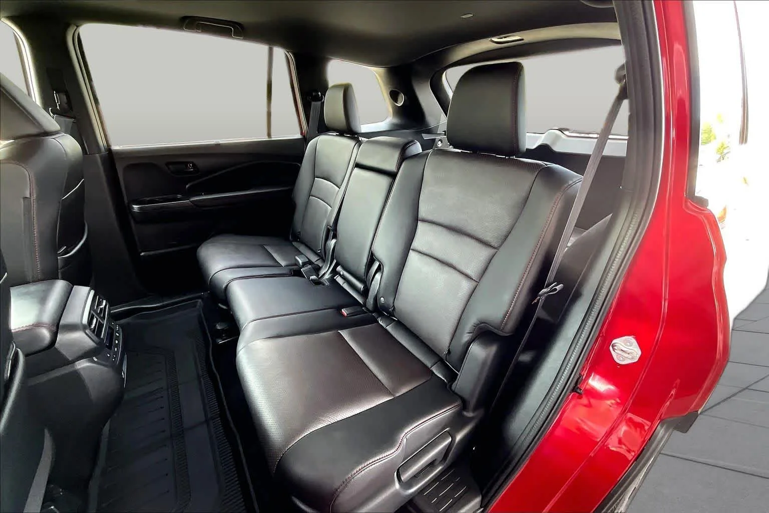 Used 2024 Radiant Red Metallic II Honda Black Edition image 21