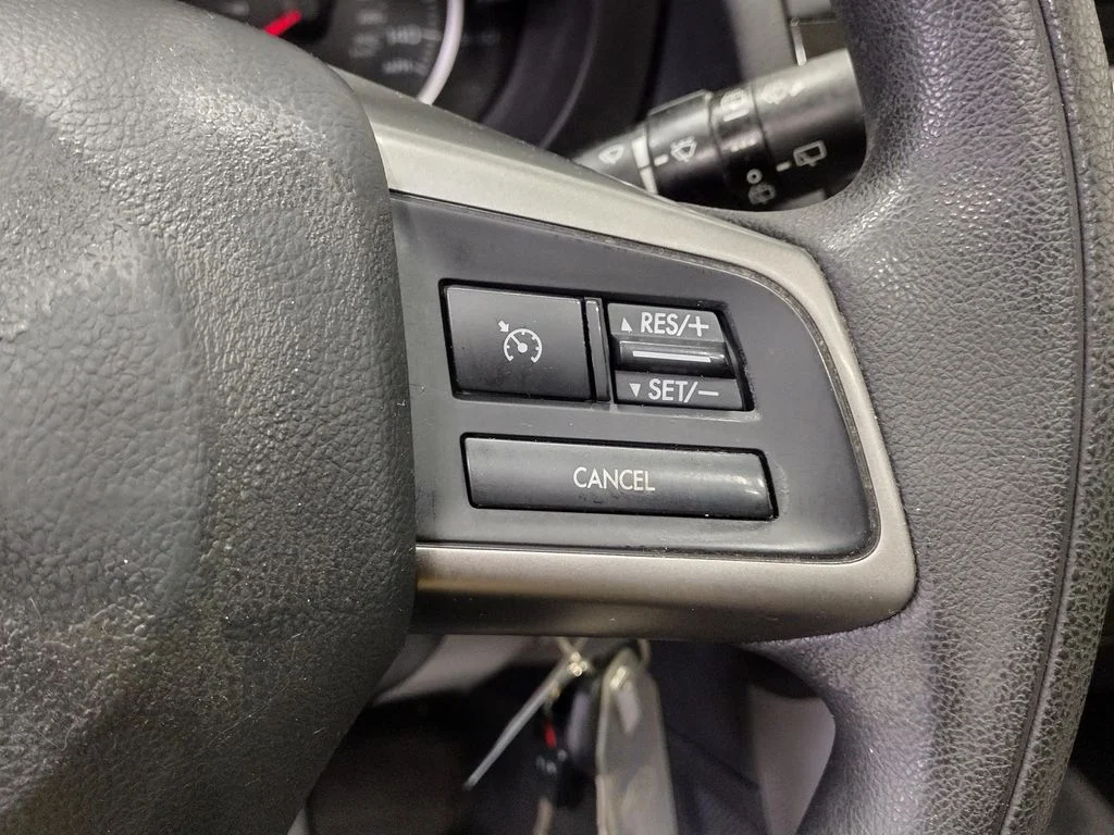 Used 2016 Red Subaru 2.5i Premium image 27