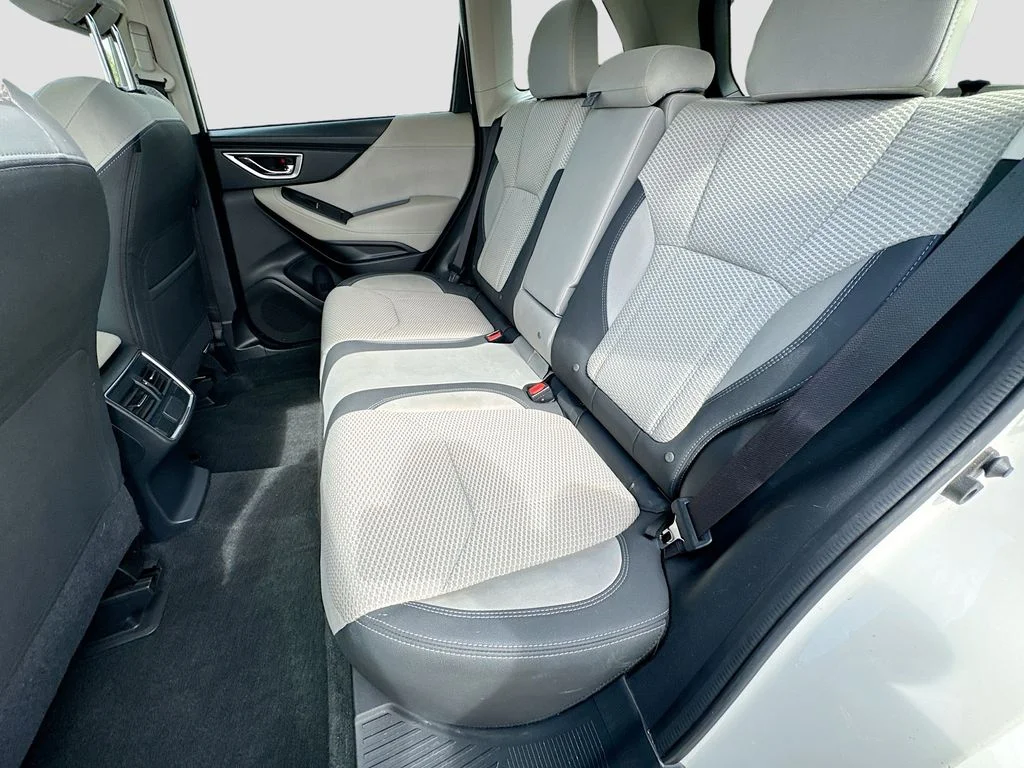 Used 2019 White Subaru Premium image 29