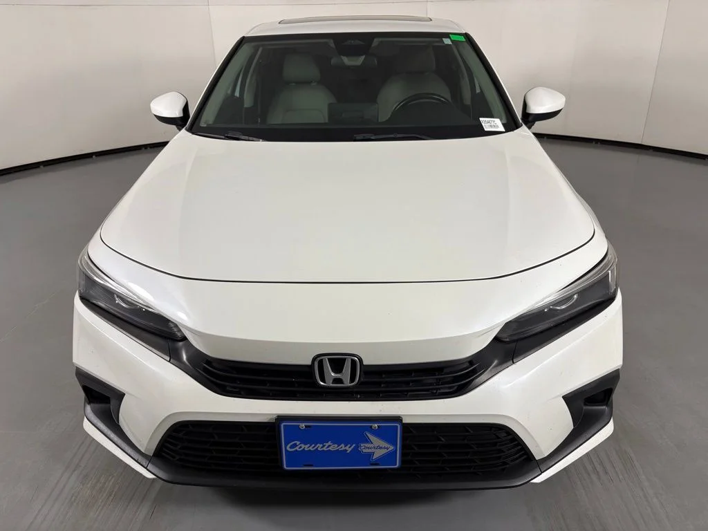 Used 2022  Honda EX image 3