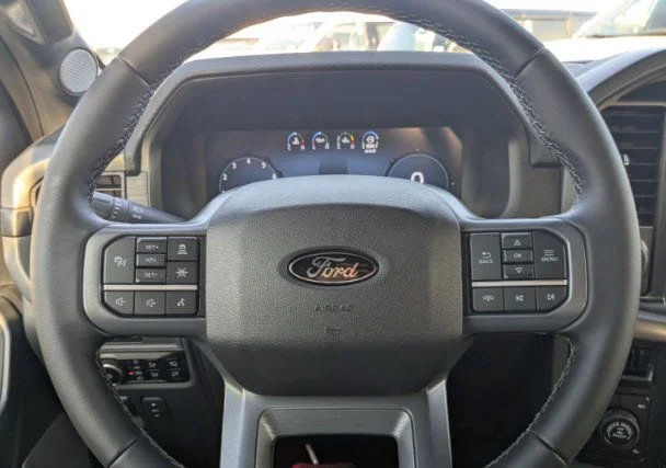 New 2026 Agate Black Metallic Ford XLT image 29