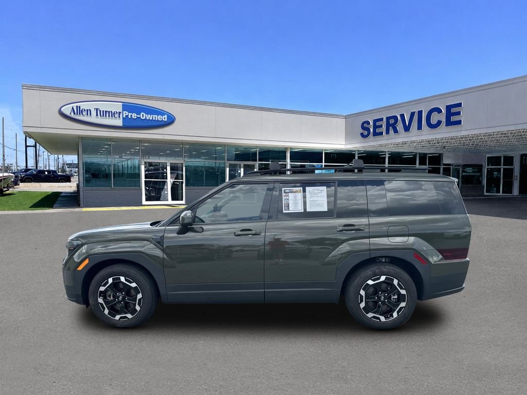 Used 2025 Rockwood Green Hyundai SEL image 5