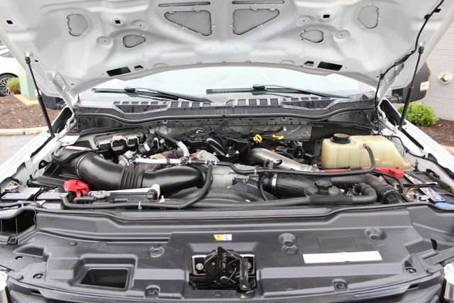 Used 2019 White Ford XL image 20
