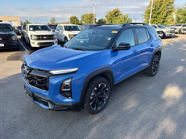 Used 2025 Reef Blue Metallic Chevrolet RS image 3