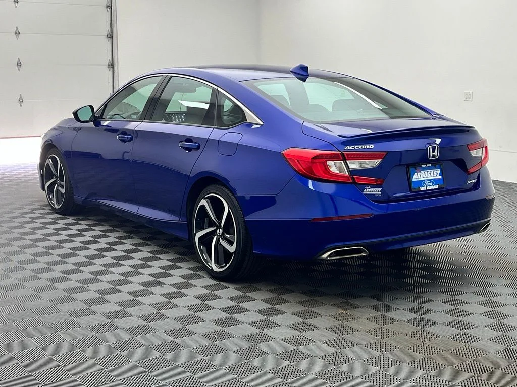 Used 2019 Blue Honda Sport image 10