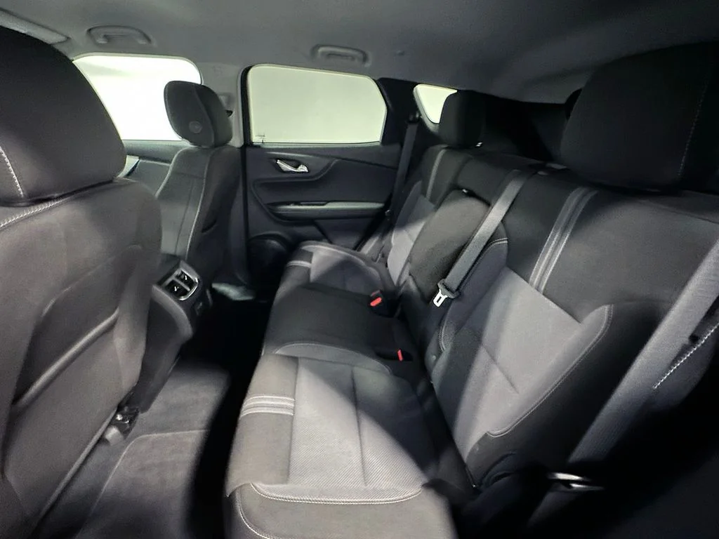 Used 2025 Blue Chevrolet LT image 17