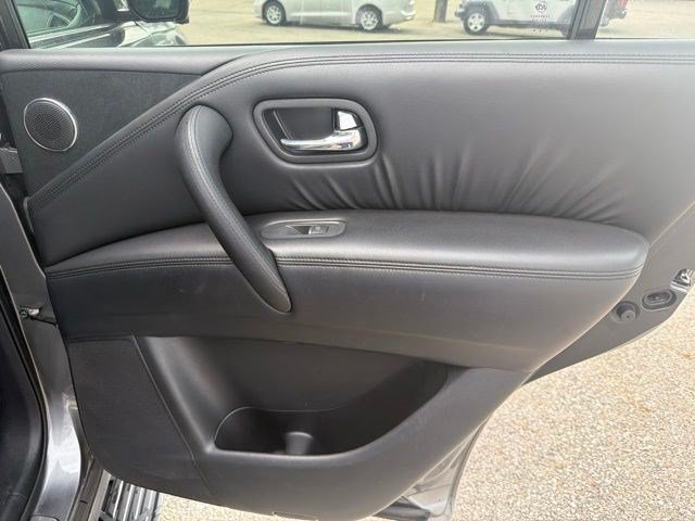 Used 2022 Gun Metallic Nissan SL image 19