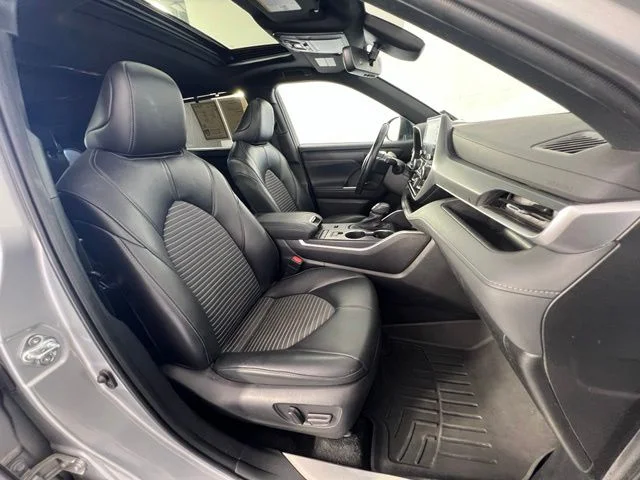 Used 2022 Silver Toyota XSE image 39