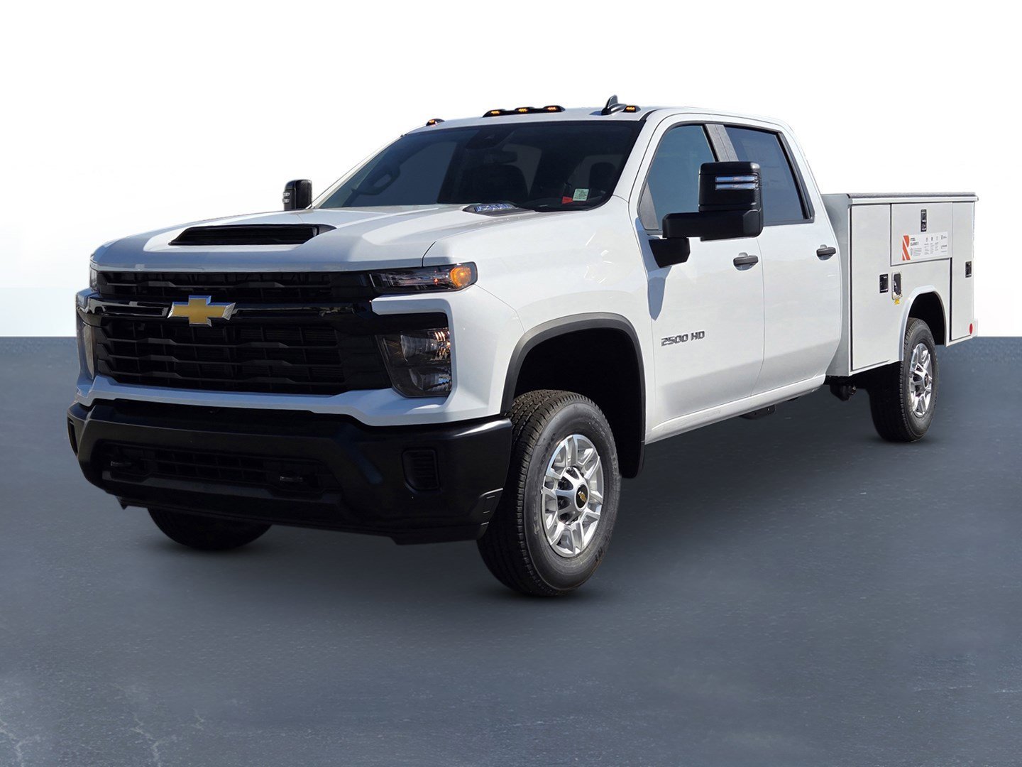 New 2026 Summit White Chevrolet WT image 1