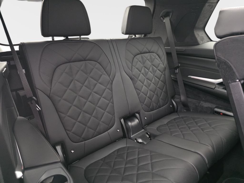 New 2027 Skyscraper Grey Metallic BMW xDrive40i image 12