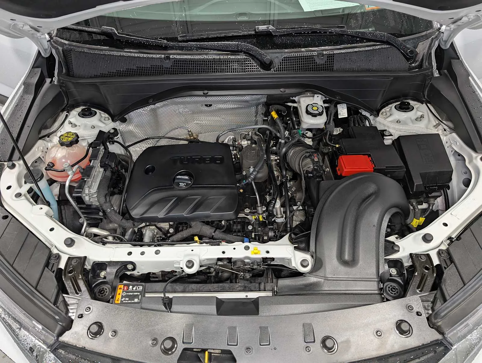 Used 2022 Summit White Chevrolet LT image 14