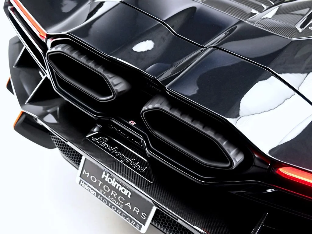 Certified Used 2026 Black Lamborghini  image 33